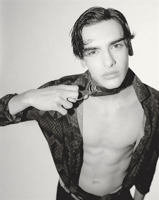 Francesco Cicerchia for FASHION ART WISE