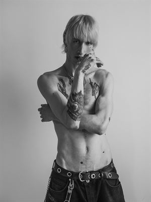 Colin for FASHION ART WISE